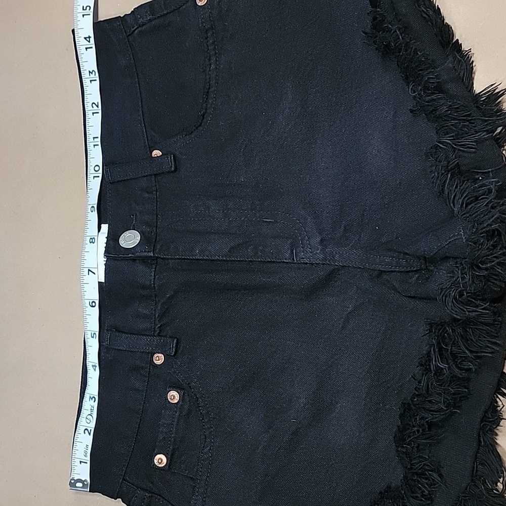 Pistola Size 26 Black Gigi Low Rise Cut Off Denim Frayed Hem Shorts, Like New - Picture 3 of 10